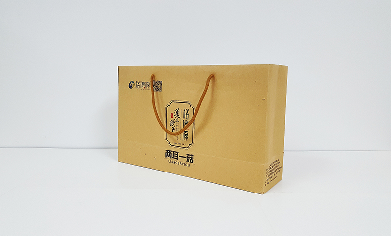 手提袋印刷常見的三類材質介紹：紙張特點與效果